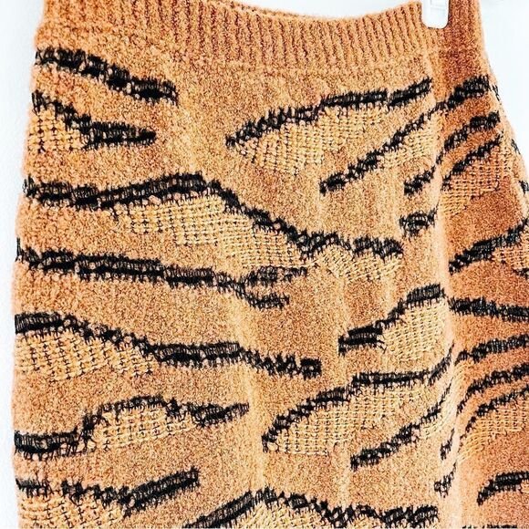 Stella McCartney Animal Intarsia Tiger Slim Fit Pull On Knit Midi Skirt Sz 6 NWT - Picture 4 of 12